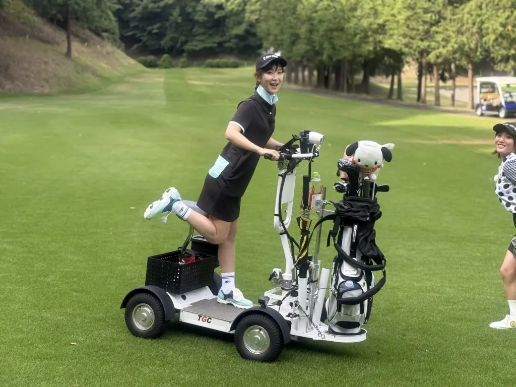 株式会社BASEGEAR - 日本のゴルフに革命を!一人乗りゴルフカート G-CART
